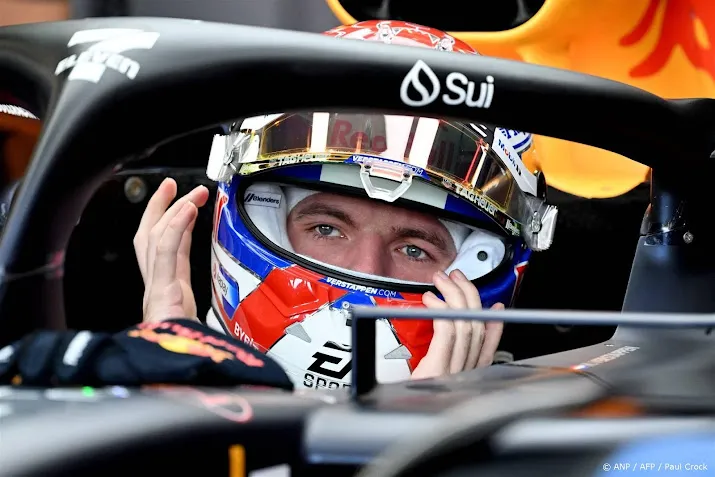verstappen valt uit in melbourne met rokende red bull