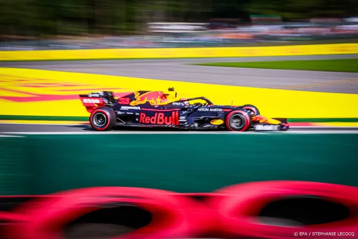 verstappen vervolgt in belgie jacht op bottas
