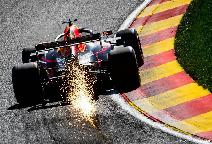 verstappen vijfde in derde vrije training