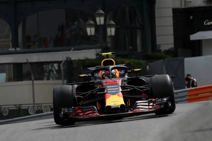 verstappen wordt moe van alle vragen