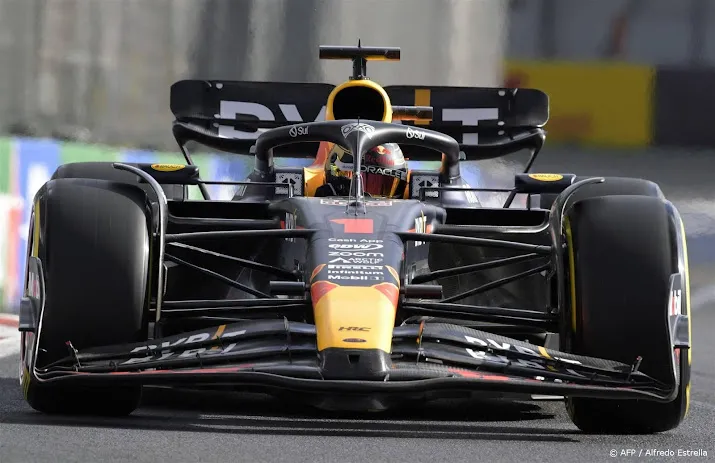 verstappen zet ook op tweede training snelste tijd neer