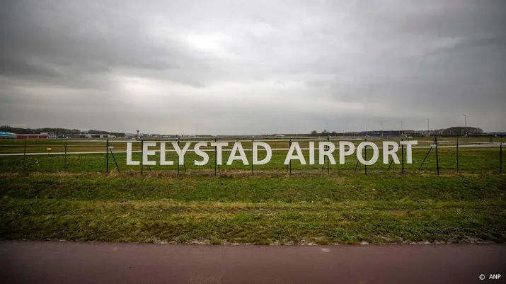 vertraging lelystad airport is bewuste steun aan klm