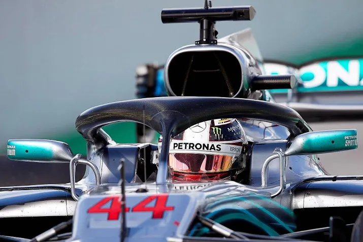 vertraging nieuw contract hamilton
