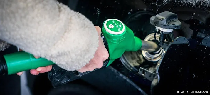 vertraging voor eu besluit over benzine auto na duitse weerstand