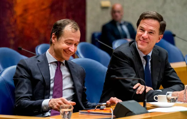 vertrouwen in rutte en wiebes zakt flink