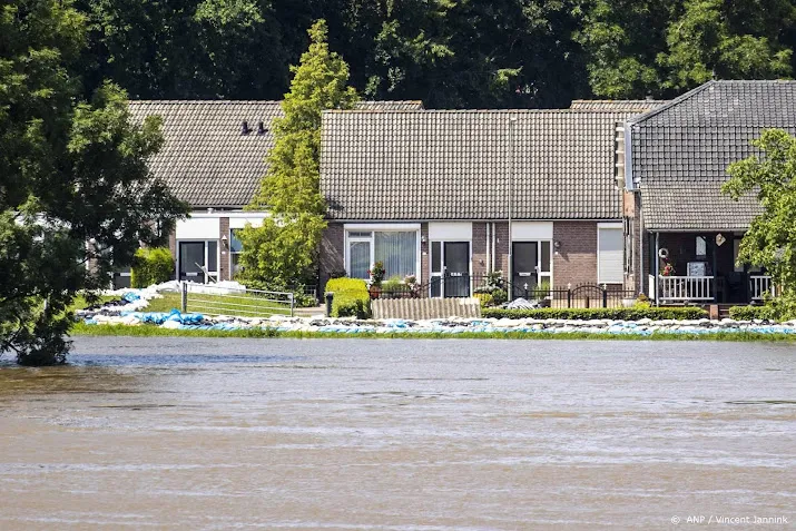 verzekeraars honderden limburgers kunnen maanden huis niet in
