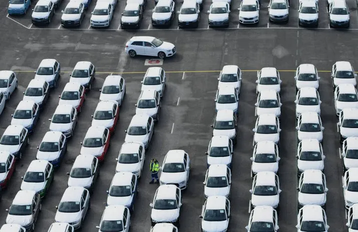verzekeraars willen zwarte doos in auto