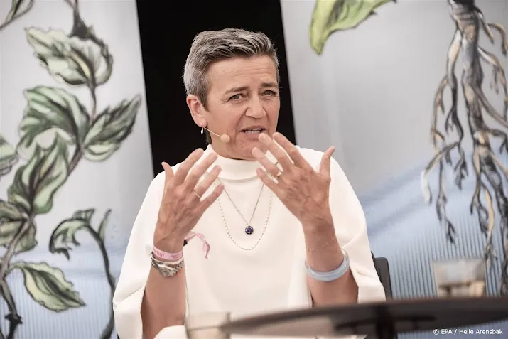 vestager hele wereld volgt europees debat over ai wetgeving