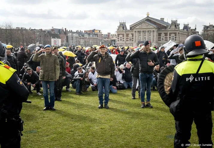 veteranen en ziekenhuis nemen afstand van protest op museumplein
