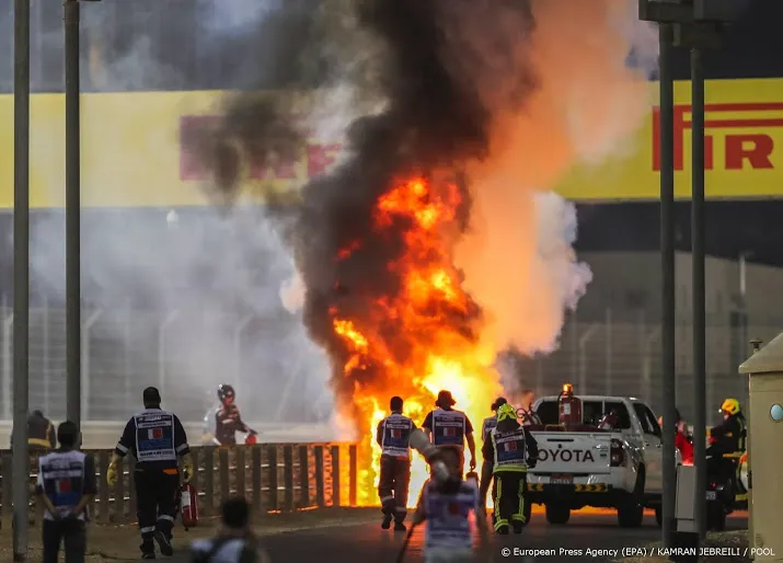 vettel ontsnapping van grosjean hoogtepunt van het jaar