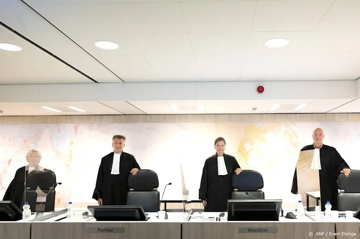 vier eris verdachten niet in rechtbank door corona quarantaine