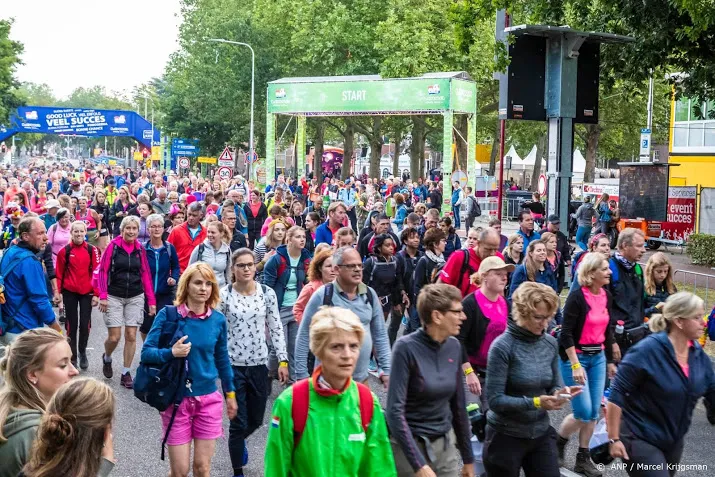 vierdaagse gaat verder met 42 691 lopers