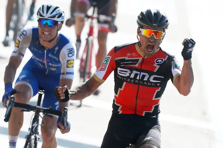 vierde kristallen fiets voor van avermaet