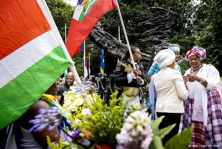 viering keti koti op museumplein vanwege verwachte drukte
