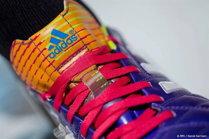 vietnamese maker schoenen adidas nike schrapt weer duizenden jobs