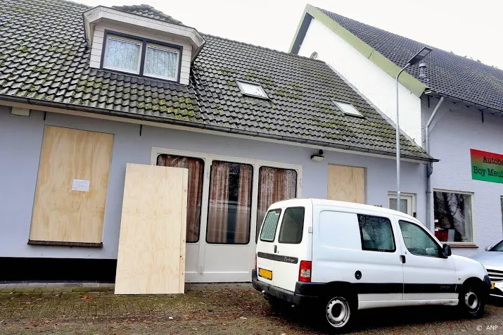 vijf verdachten groepsverkrachting den bosch weer vast