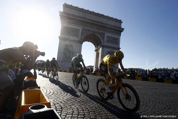 vingegaard bezorgt jumbo visma eindzege in tour de france