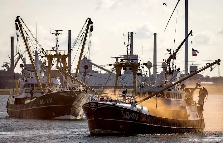 vissers beeindigen blokkade haven van harlingen