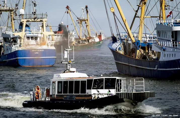 vissers stoppen met blokkade haven lauwersoog