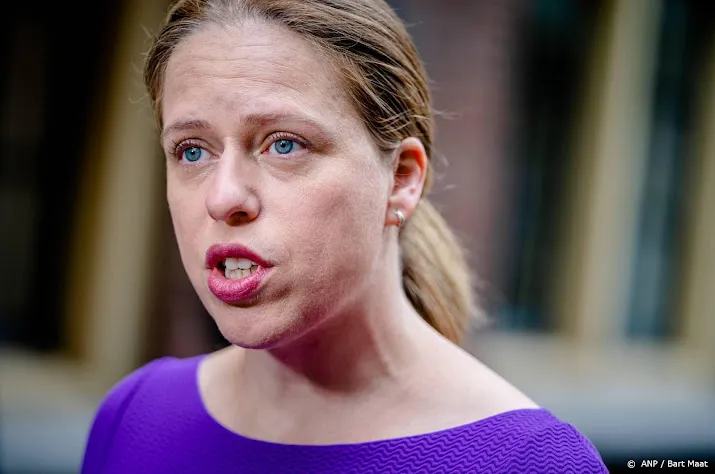 vissers willen om tafel met demissionair minister schouten