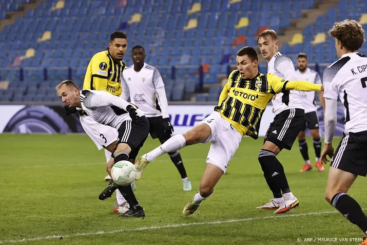 vitesse hoopt na zege op mura 3 1 op vervolg conference league