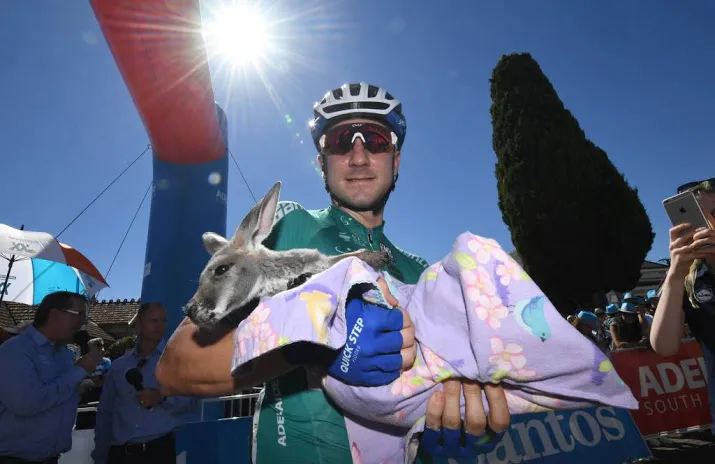 viviani snelt naar eerste zege voor quick step