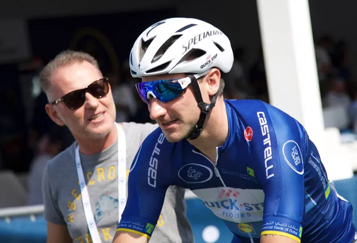 viviani wint sprint in de panne