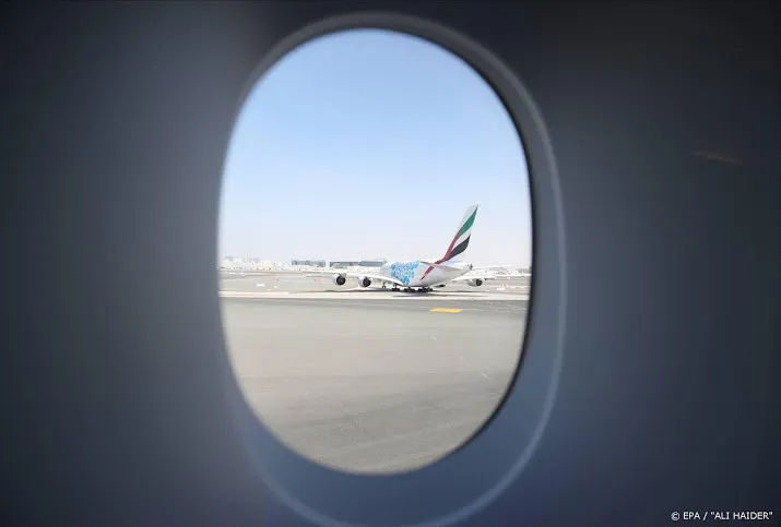 vliegtuigbouwer airbus schrijft dieprode cijfers