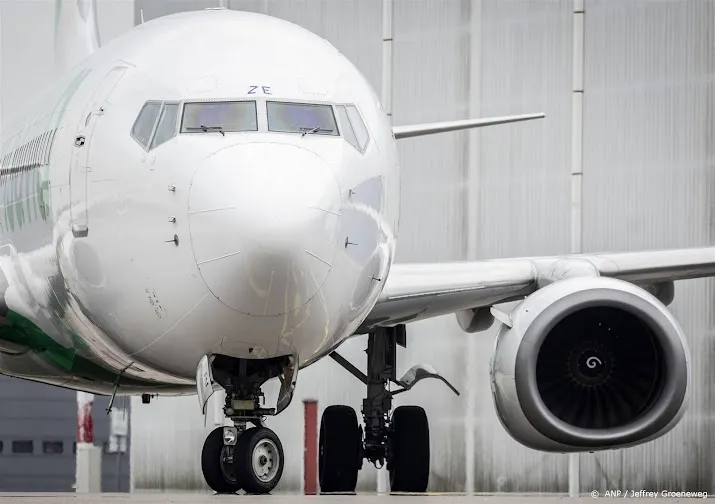 vliegtuigen op luchthaven rotterdam krijgen deels biobrandstof