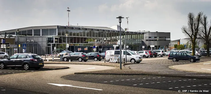 vliegveld eelde genoeg ruimte om vluchten schiphol over te nemen