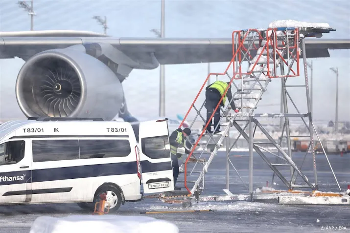 vluchten van en naar duitsland geschrapt treinen rijden normaal