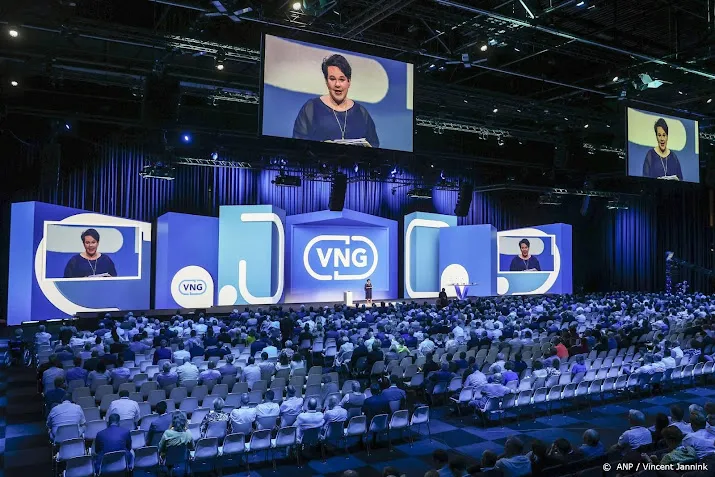 vng burgemeesters in de knel bij opvang derdelanders