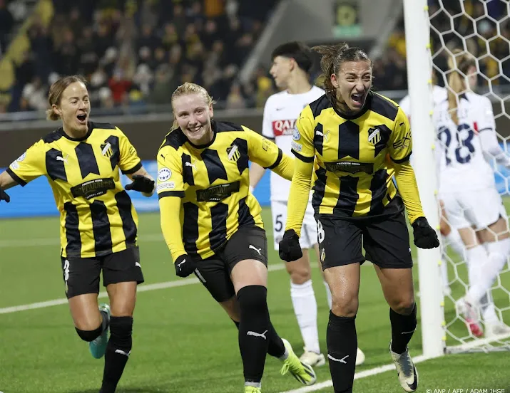 voetbalsters psg winnen bij hacken in cl groenen valt uit