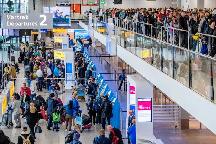 vol schiphol blijft hameren op groei na 2020