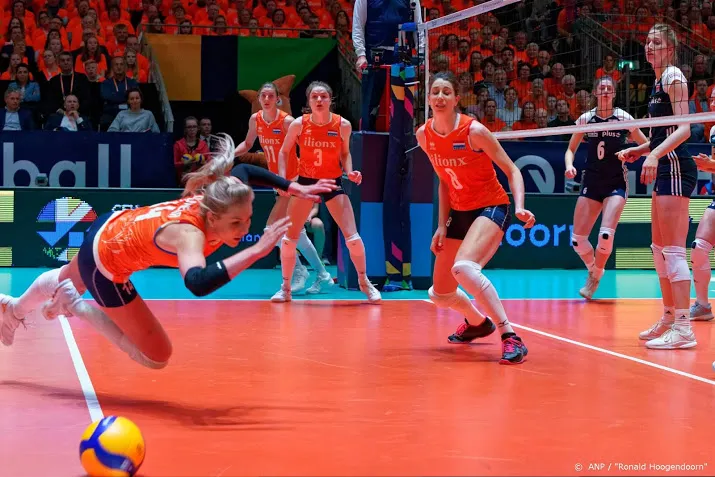 volgend doel volleybalsters opeens ver weg