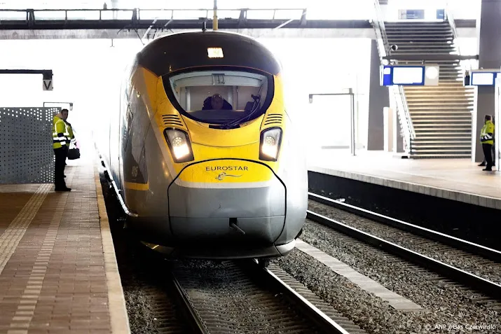 volgend jaar maandenlang geen trein adam londen om werkzaamheden