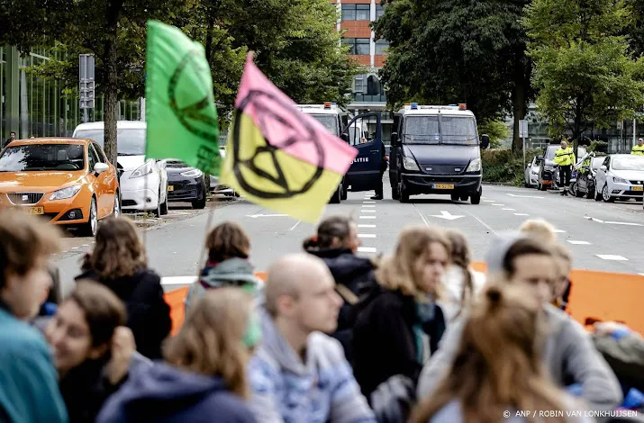 volkskrant bij protest opgepakte journalist weer vrij