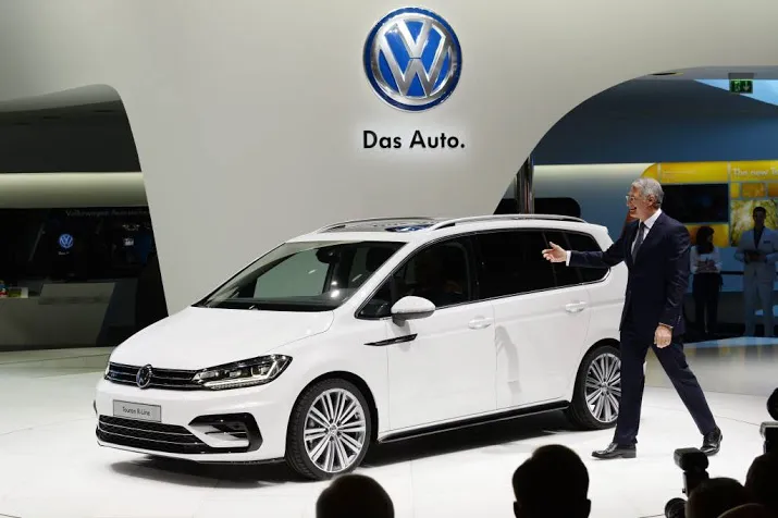 volkswagen ontslaat topbestuurder