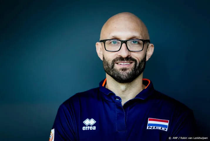 volleybalbond ontslaat vrouwencoach morrison