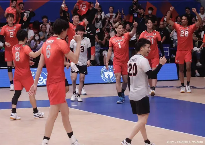 volleyballers pakken een set tegen ongeslagen japan