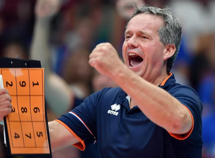 volleyballers sluiten af met nederlaag