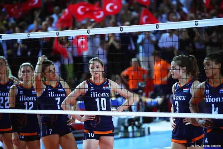 volleybalsters kunnen niet stunten in osaka