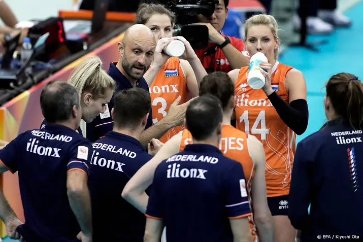 volleybalsters missen kans op ticket spelen