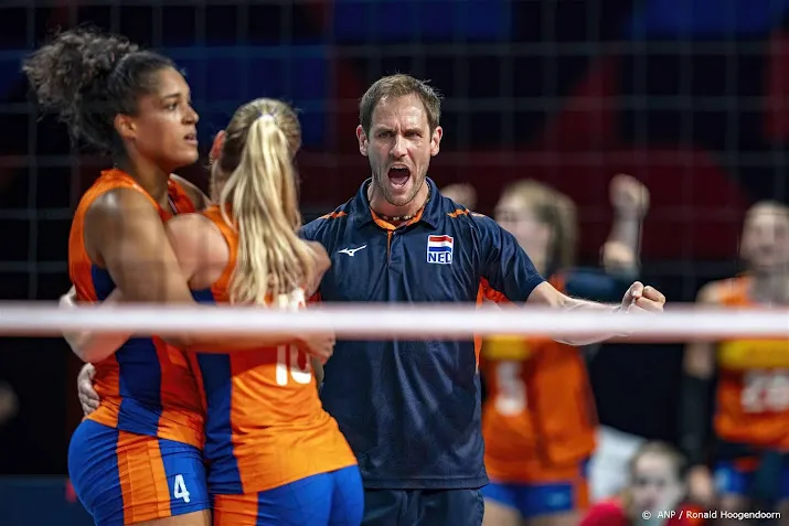 volleybalsters winnen tweede wedstrijd okt van tsjechie