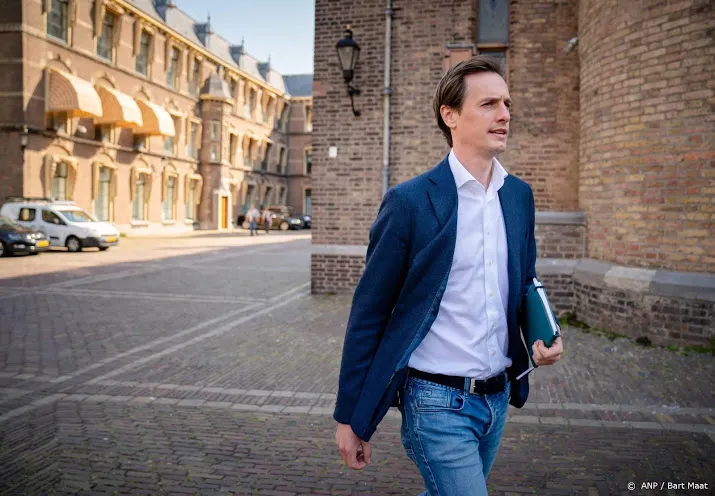 volt leider dassen benieuwd naar voortgang in complexe formatie