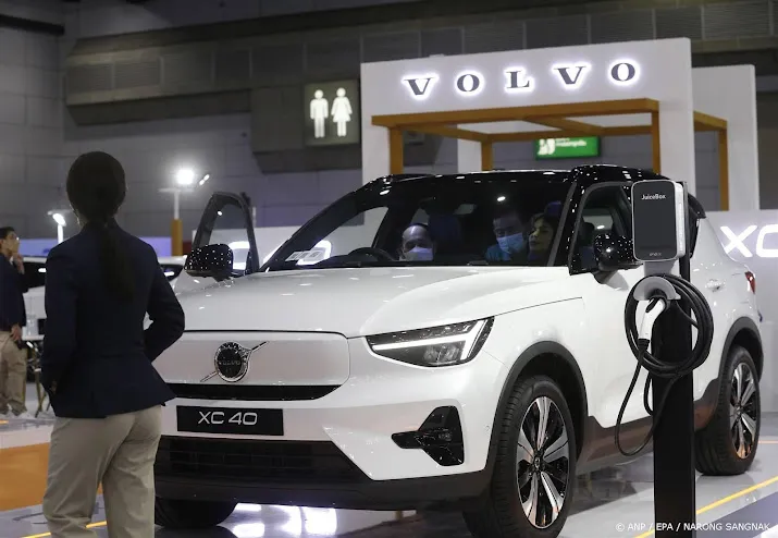 volvos elektrische autos stuwen verkoopcijfers