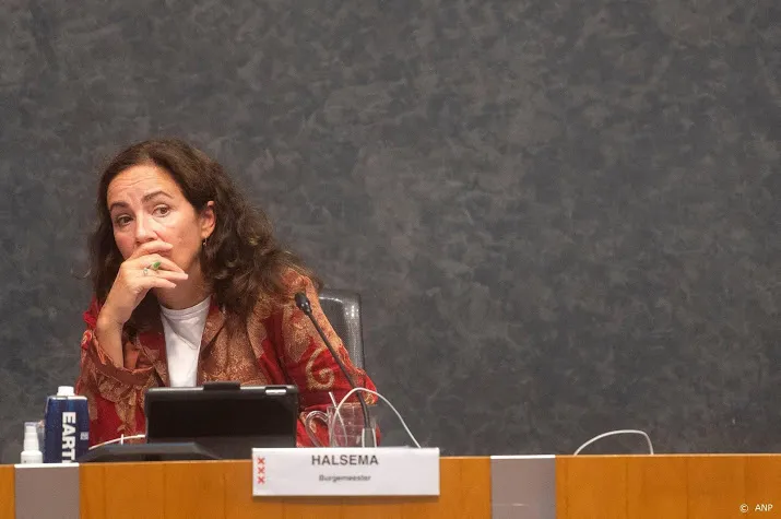 voor halsema is bestrijding coronavirus grootste proeve