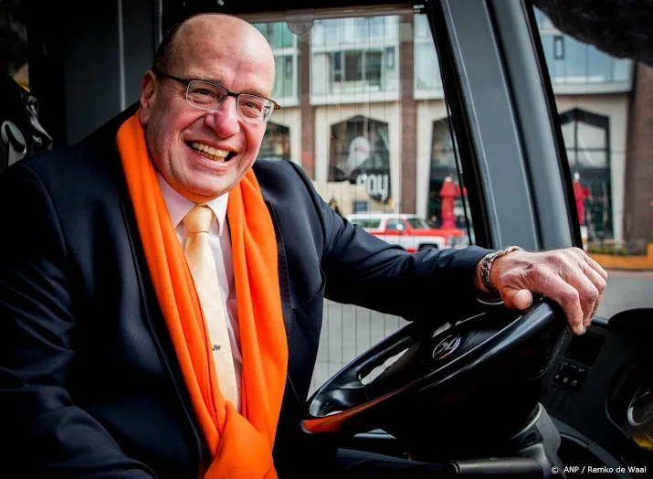 voormalig crimefighter teeven getuigt in strafzaak holleeder