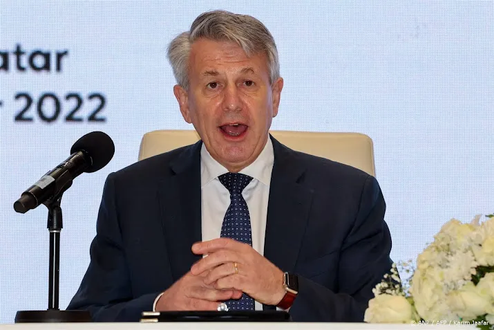 voormalig shell baas geeft kkr advies over groene investeringen