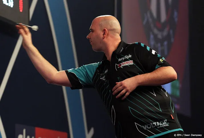 voormalig wereldkampioen cross uitgeschakeld op wk darts
